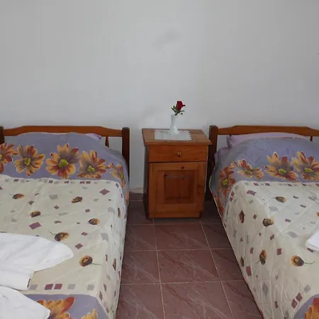 Деревянный коттедж Gul