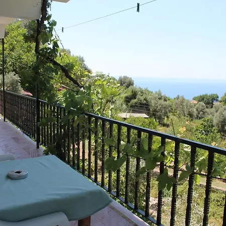 Деревянный коттедж Gul Фаралия